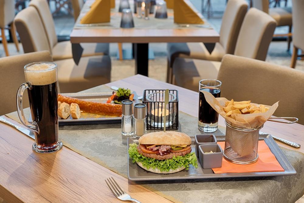 Loginn Hotel Leipzig Ngoại thất bức ảnh