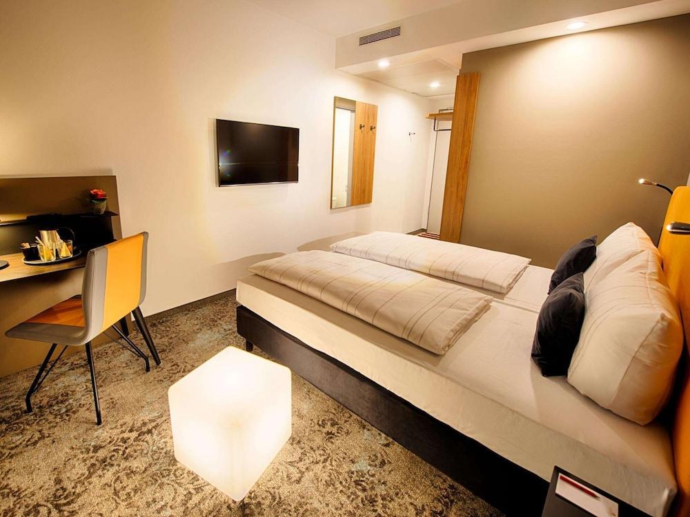 Loginn Hotel Leipzig Ngoại thất bức ảnh